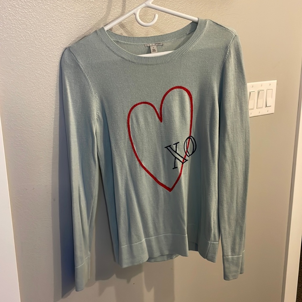 Womens Medium Long Sleeve XO heart sweater